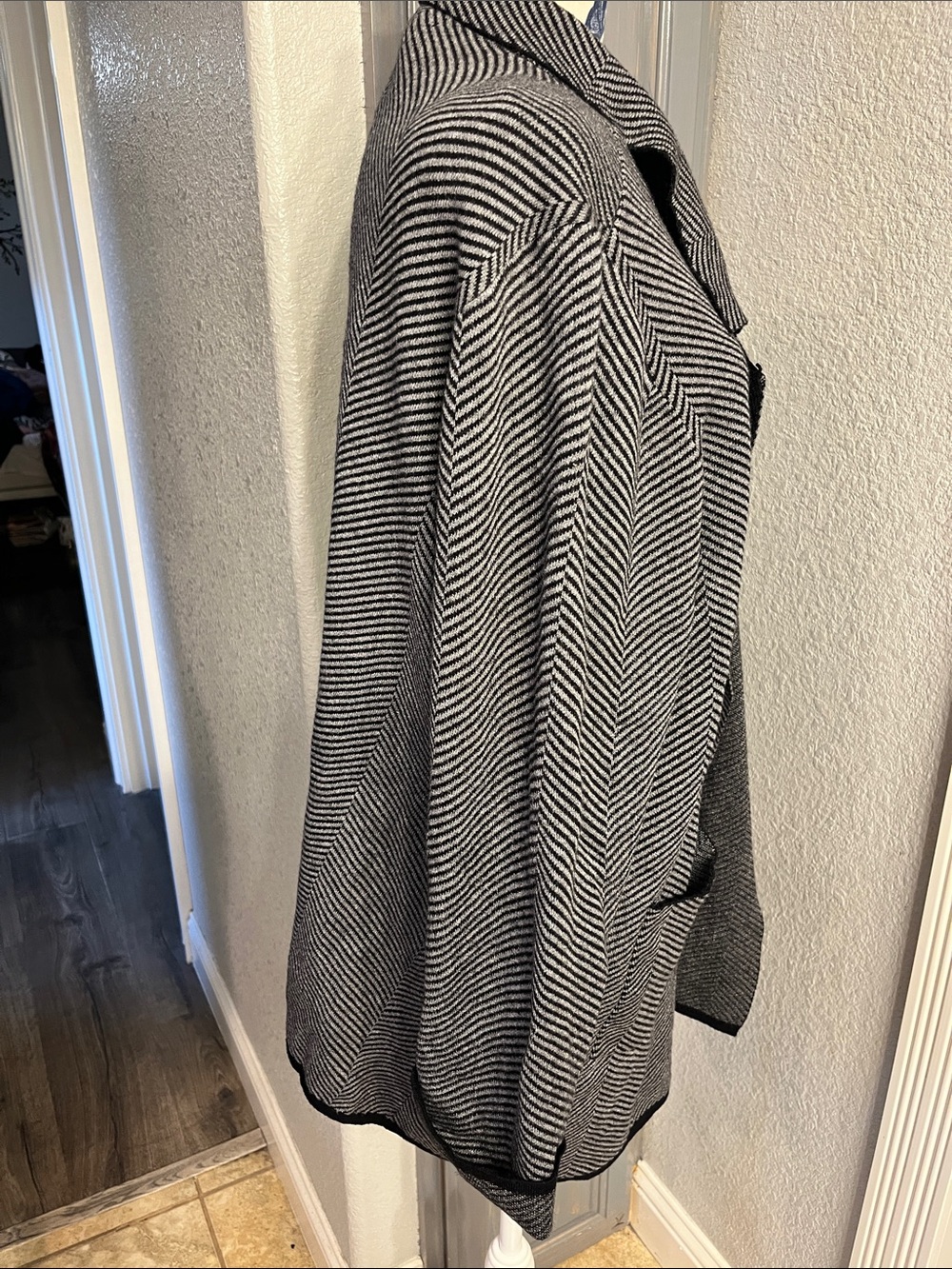 kathy ireland Black and White Herringbone Open-Front Blazer Coat - Picture 2 of 3